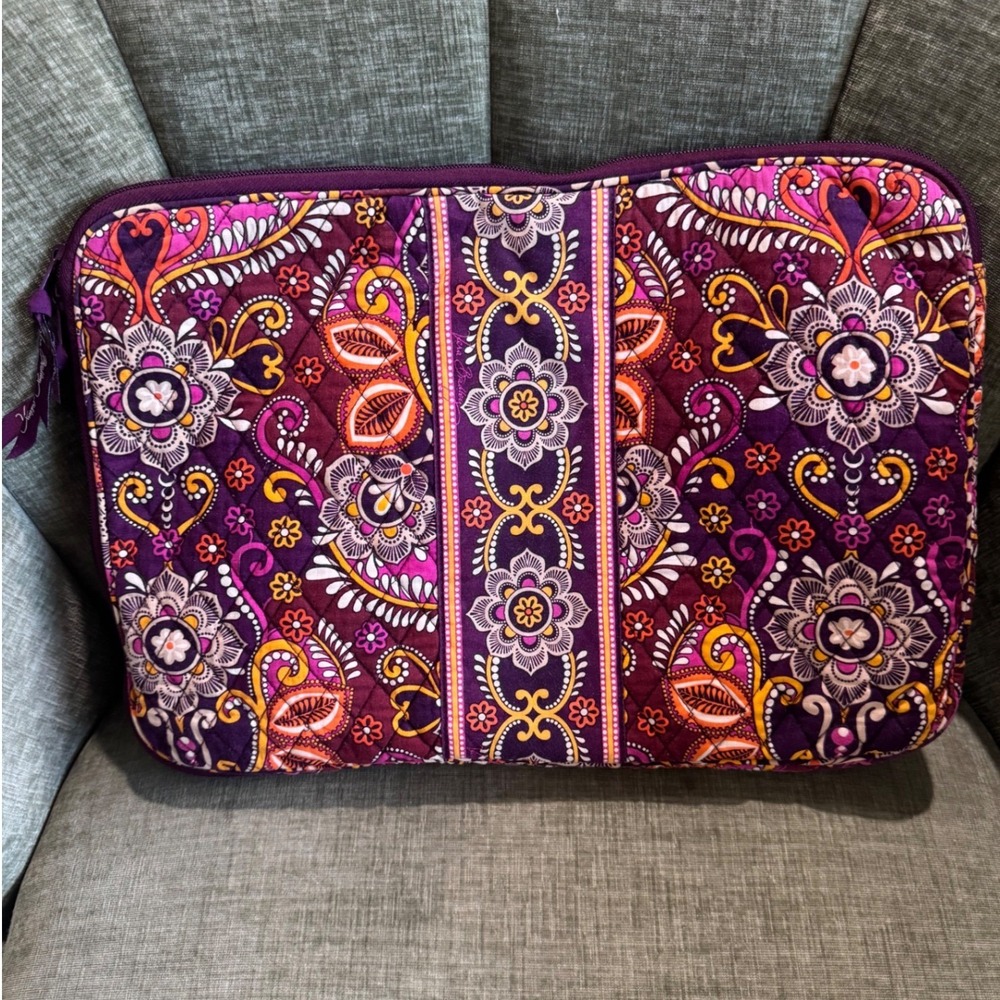Vera Bradley Laptop Sleeve 15 Inch Safari Sunset Purple Paisley Quilted Padded